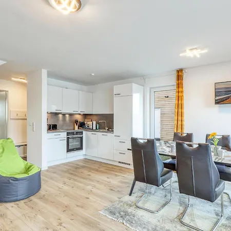 Holiday home In With Kitchen Tossens