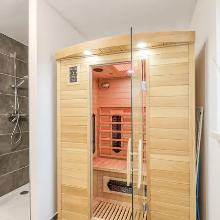 Feriehus In With Kitchen